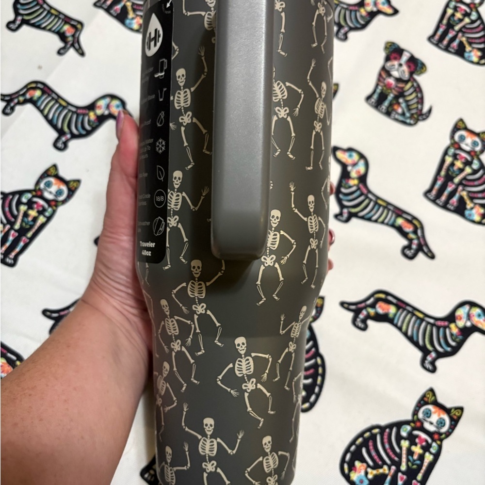 HydroJug Dead Serious 40oz Traveler Tumbler- Glows in the Dark - Picture 3 of 7